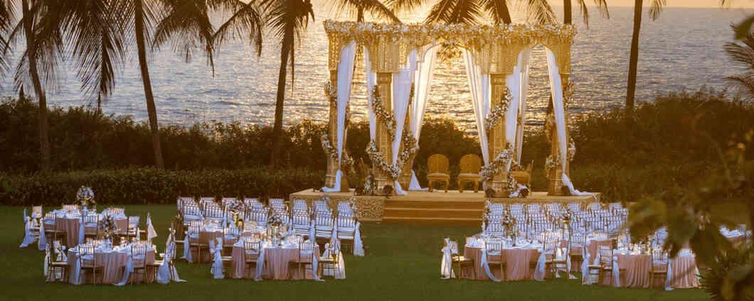 A beautiful décor for seaside celebration | Wedifys Weddings