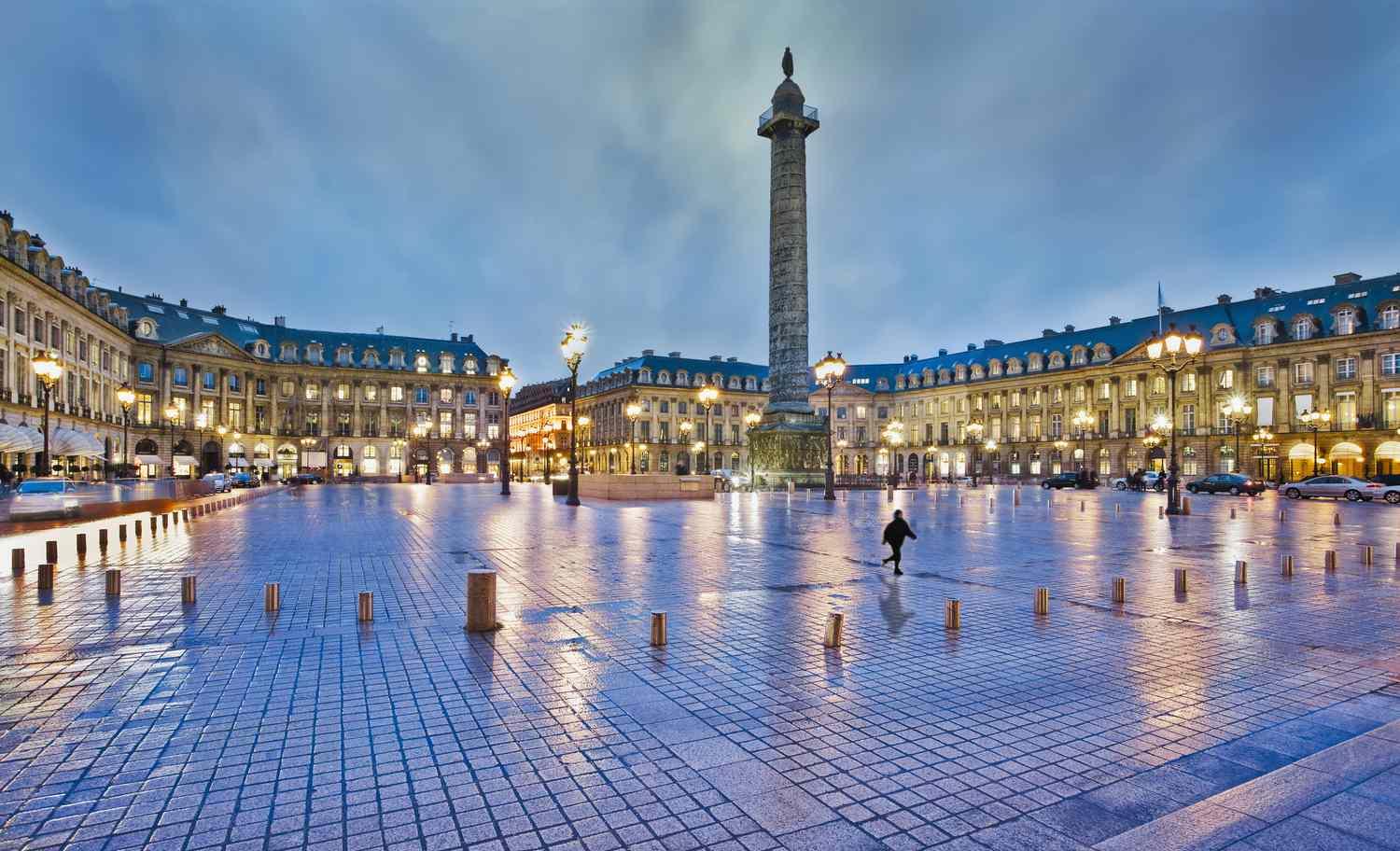 Place Vendôme in all its magnificence | Wedifys