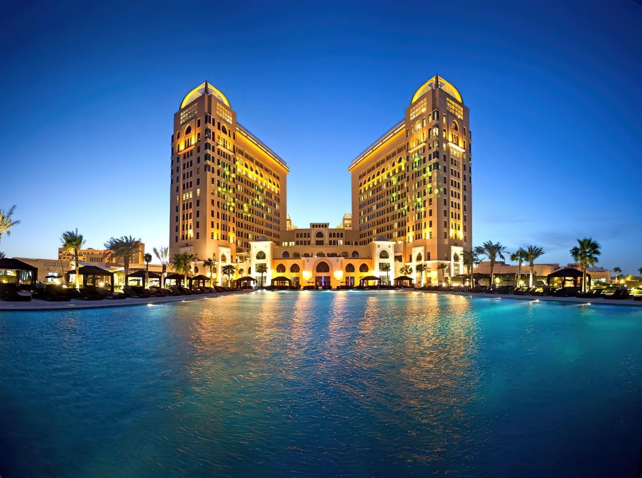 the twin buildings of the St. Regis Doha | Wedifys