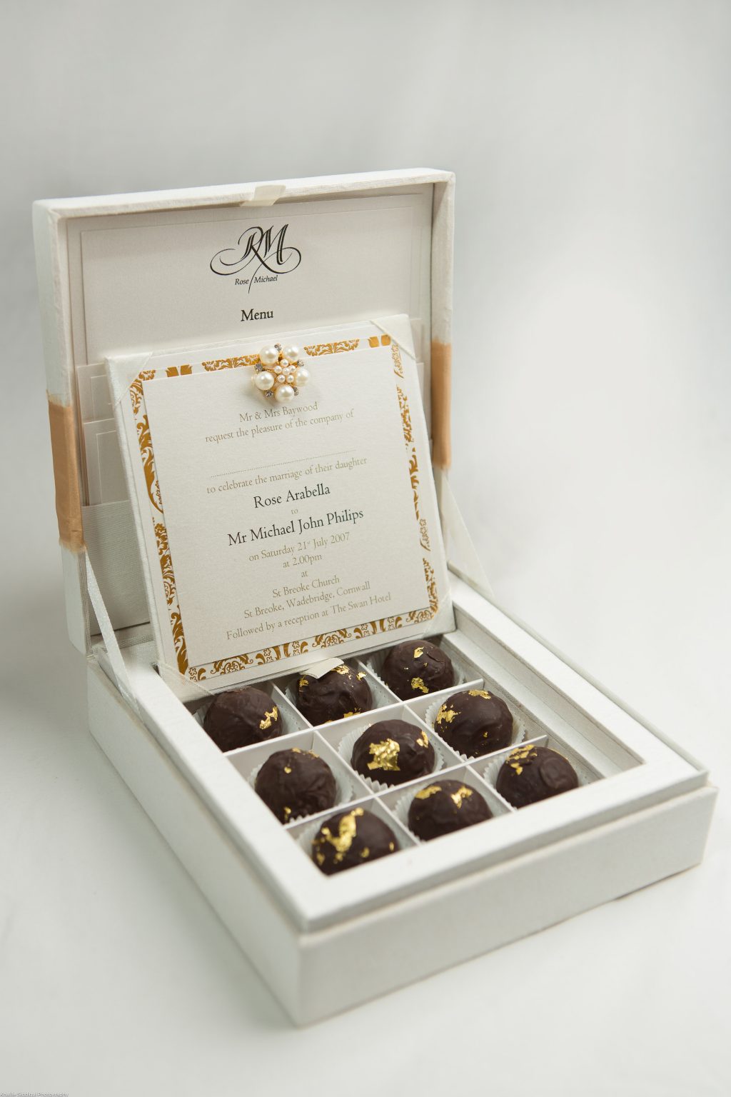 elegant chocolate wedding invitation boxes | Wedifys