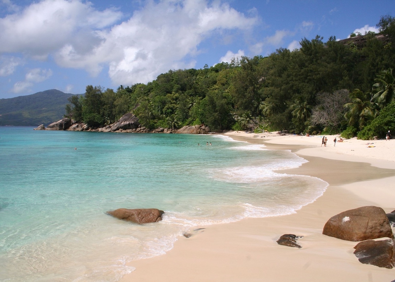 Mahe & La Digue in Seychelles | Wedifys