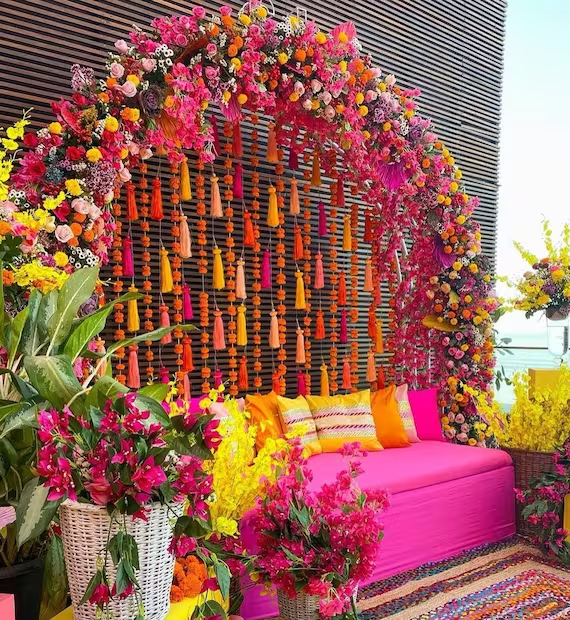 vibrant décor for Indian mehndi | Wedifys