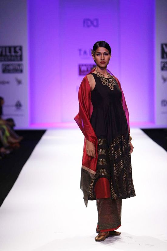 Joy Mitra collection at the Wills Lifestyle India Fashion Week 2013 | Wedifys