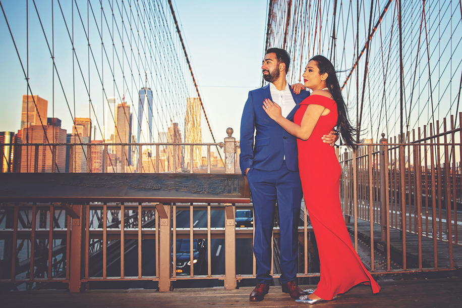 Rupinder and Shaweta in their photoshoot at the Brooklyn Bridge | Wedifys