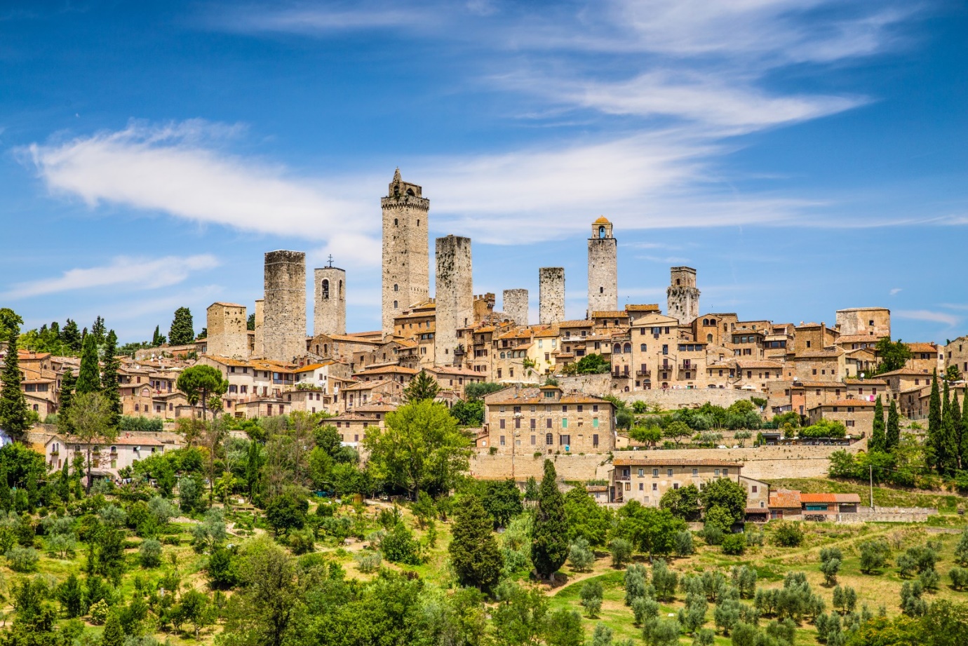 scenic view of the towers of San Gimignano | Wedifys