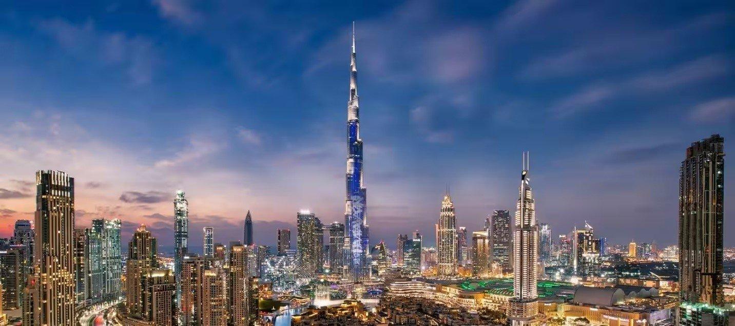 a view of the skyline of Dubai | Wedifys