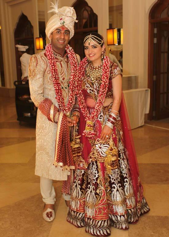 Siddharth and Vritika in their wedding photoshoot | Wedifys
