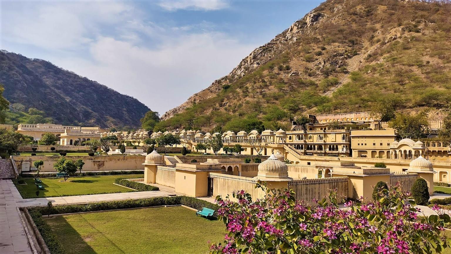 the beautiful Vidyadhar Garden of Jaipur | Wedifys