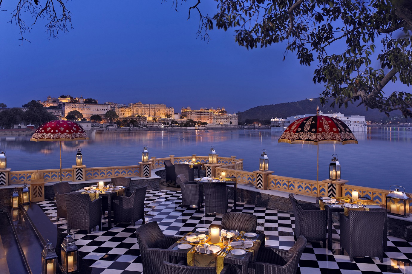 Outside dining area of the Leela Palace in Udaipur | Wedifys