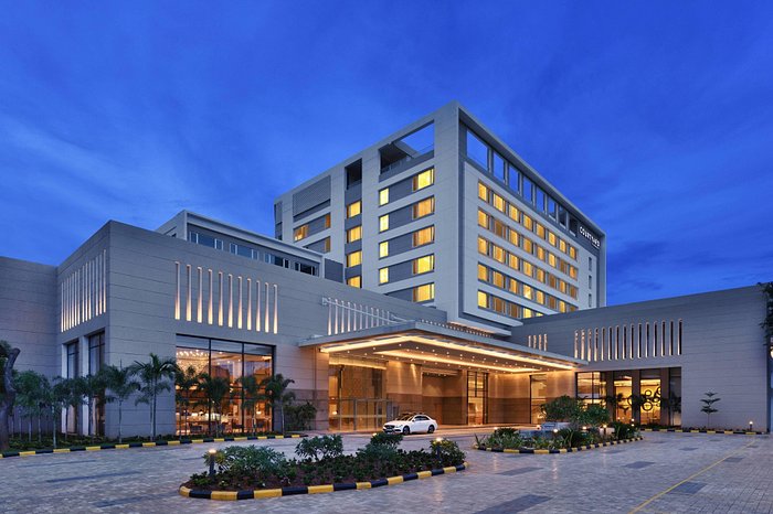 outside view of Courtyard by Marriott Madurai in Tamil Nadu, India | Wedifys