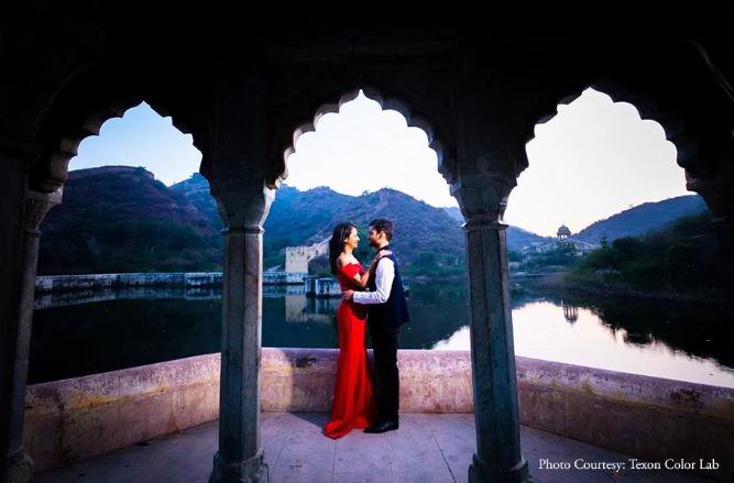 Gaurav and Nikita in their proposal photoshoot | Wedifys