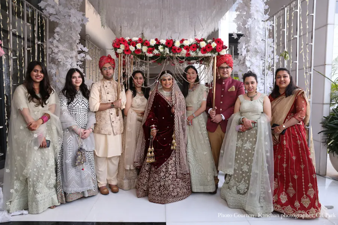 Shristi walking down the aisle along with her guests | Wedifys