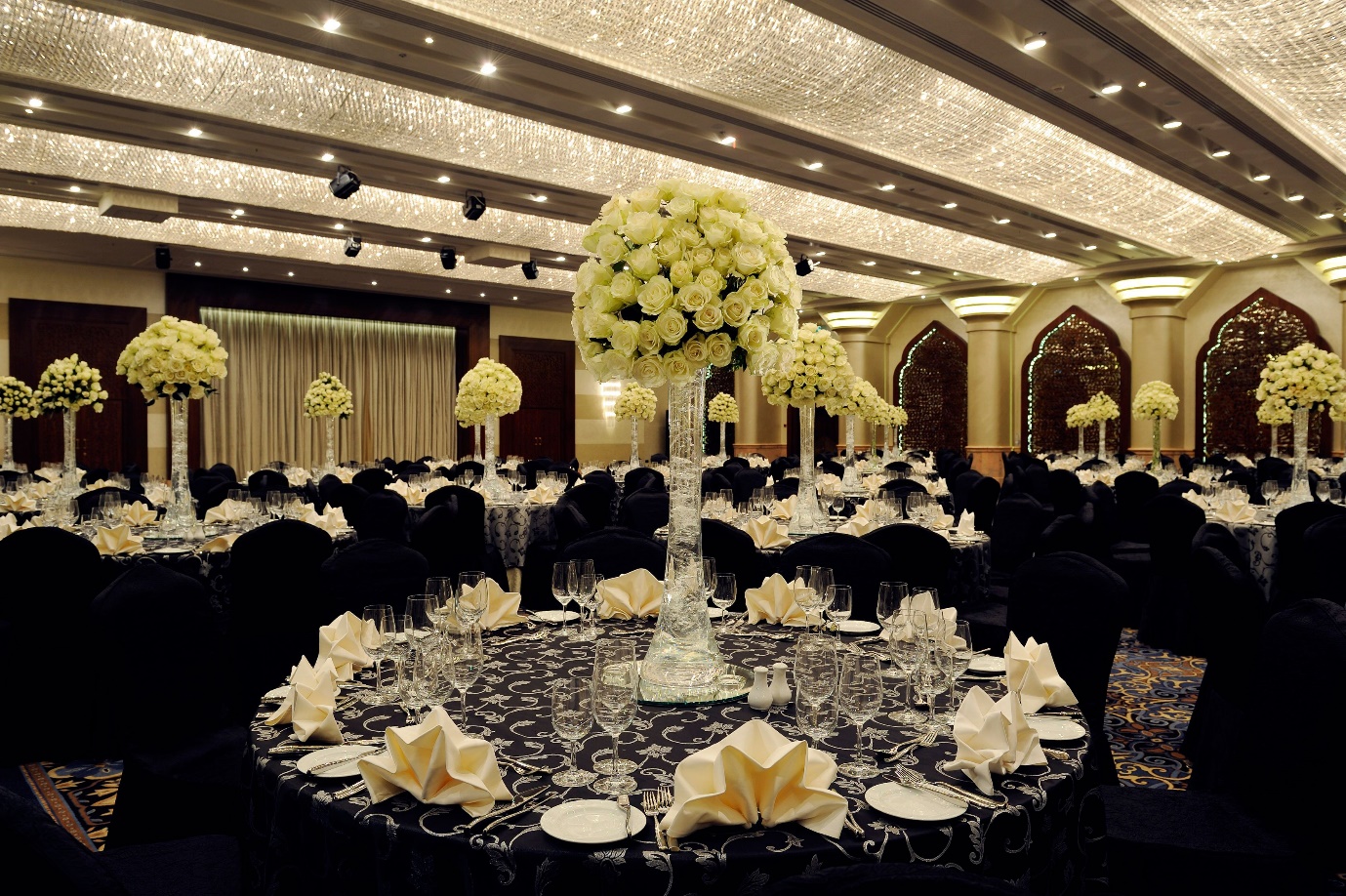 ballroom of the Crowne Plaza in Dubai | Wedifys