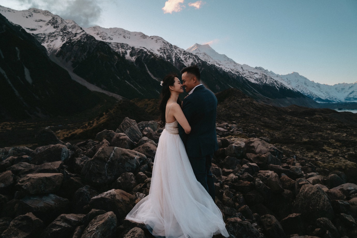 a couple at the Mount Cook National Park for their pre-wedding photoshoot | Wedifys