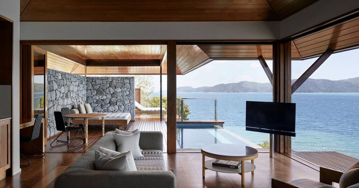 luxurious suite of Qualia in Hamilton Island in Whitsundays, Australia | Wedifys