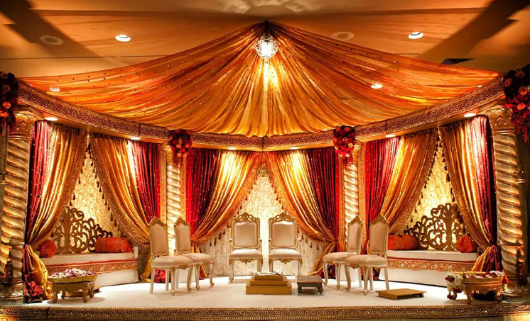 a rajwada theme wedding décor | Wedifys