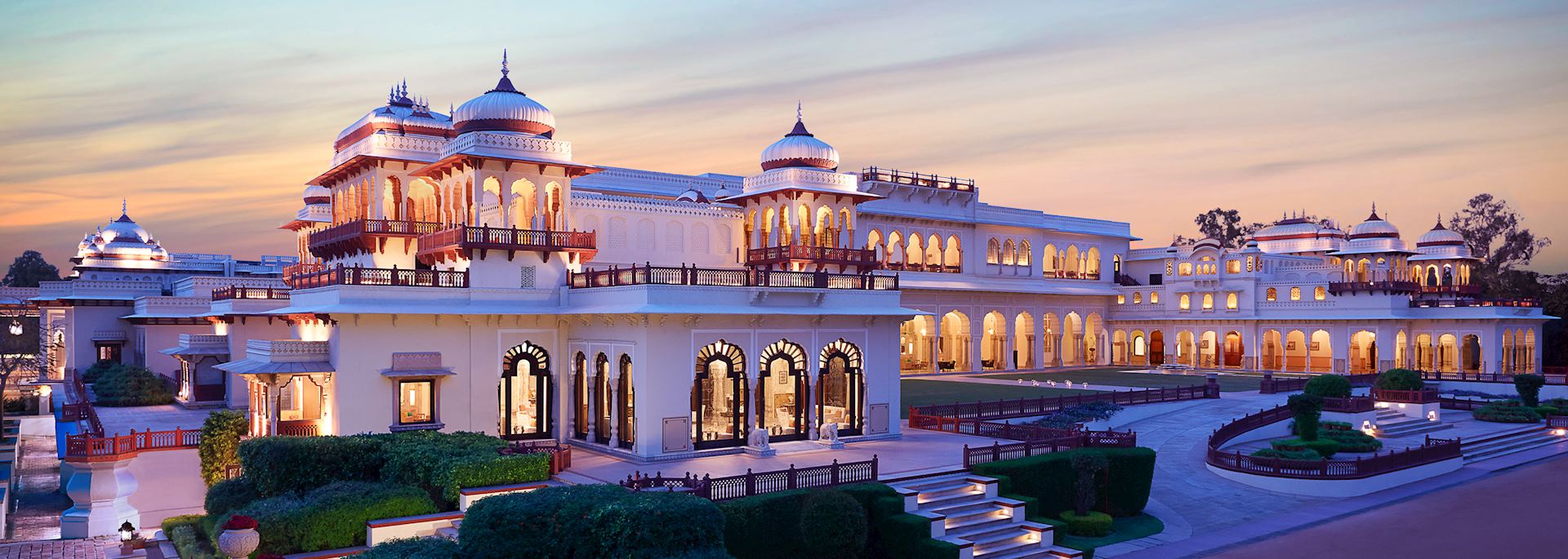 outside view of Taj Rambagh Palace in Jaipur | Wedifys