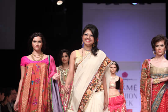 models showcasing Anupama Dayal’s suits for LFW 2010 | Wedifys