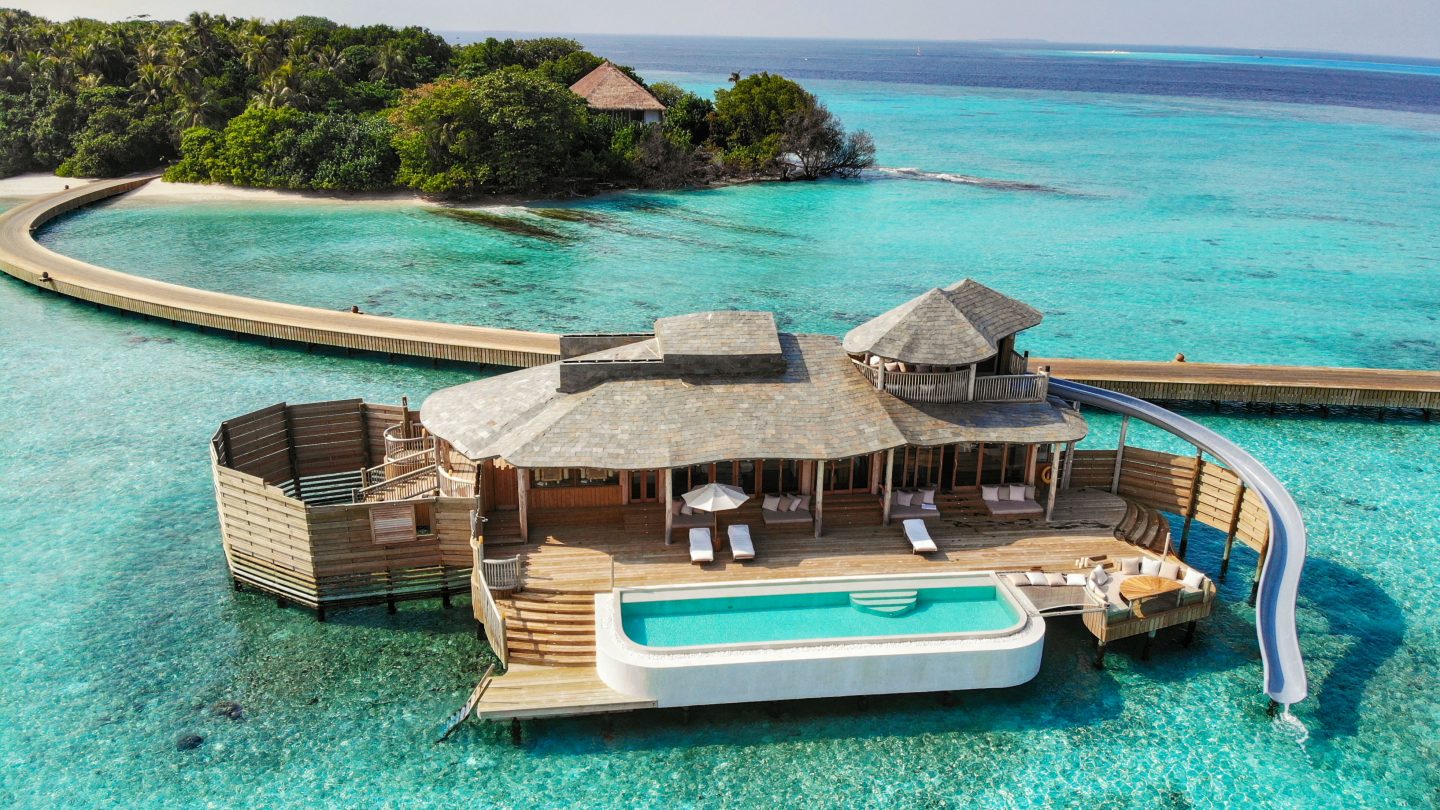 private beach suite of Soneva Fushi in Maldives | Wedifys