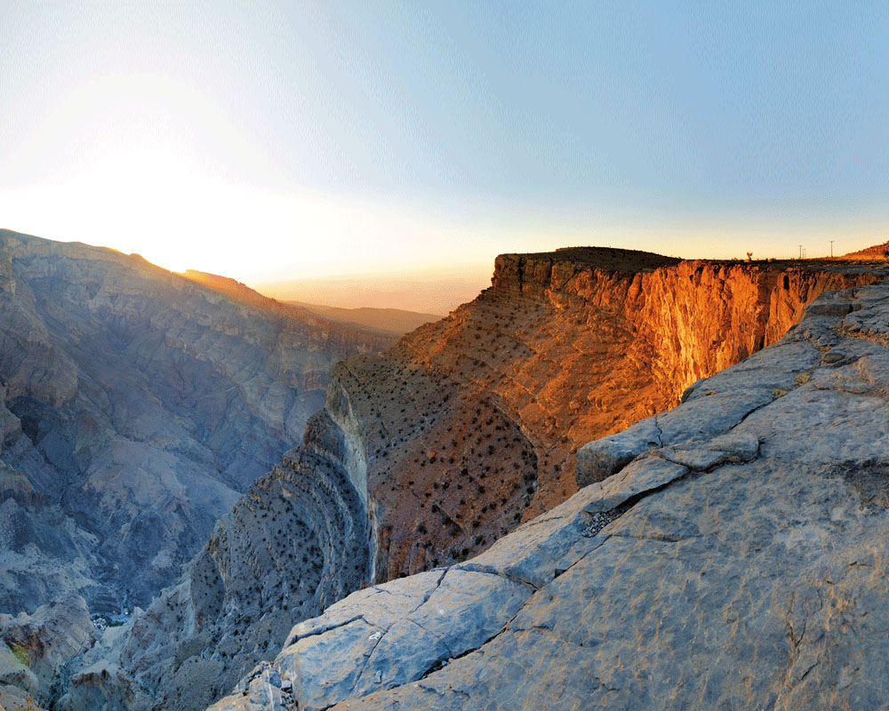 a view of Jabel Sham, The Grand Canyons of Oman | Wedifys