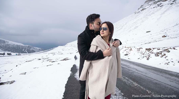 Apoorvi and Rohit in their pre-wedding photoshoot in Himachal | Wedifys