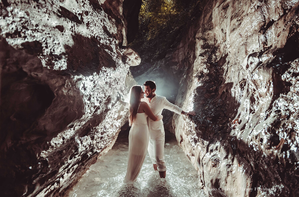 Sanchit and Aashika in their pre-wedding photoshoot in Mussoorie | Wedifys