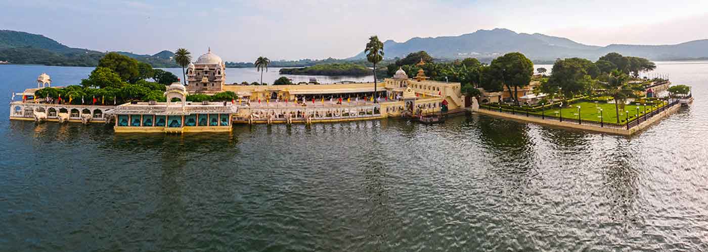 aerial view of the Jag Mandir in Udaipur | Wedifys