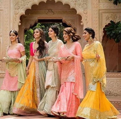 Top-Sarees-to-Wear-for-a-Grand-Wedding-in-India