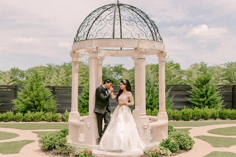 A-Tale-of-Love-in-Texas-Discover-the-Top-5-Spots-for-Your-Pre-Wedding-Photoshoot-in-Texas