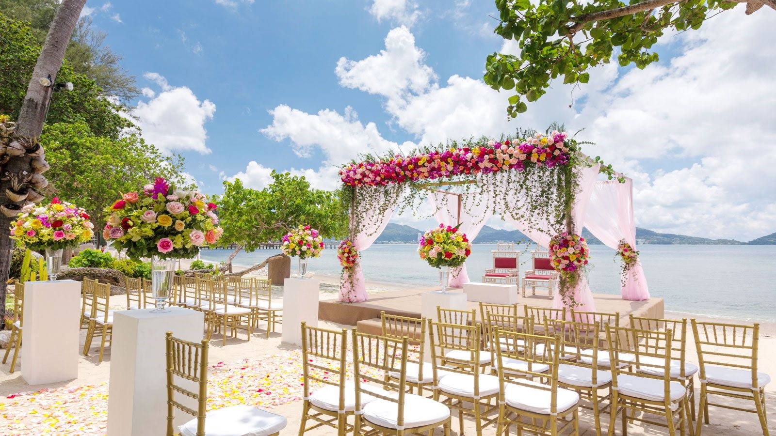 Thailand's-Enchanting-Charms:-Voted-Best-Wedding-Destination-Four-Years-in-a-Row!
